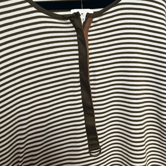 NWT Ralph Lauren Top - Picture 3 of 5